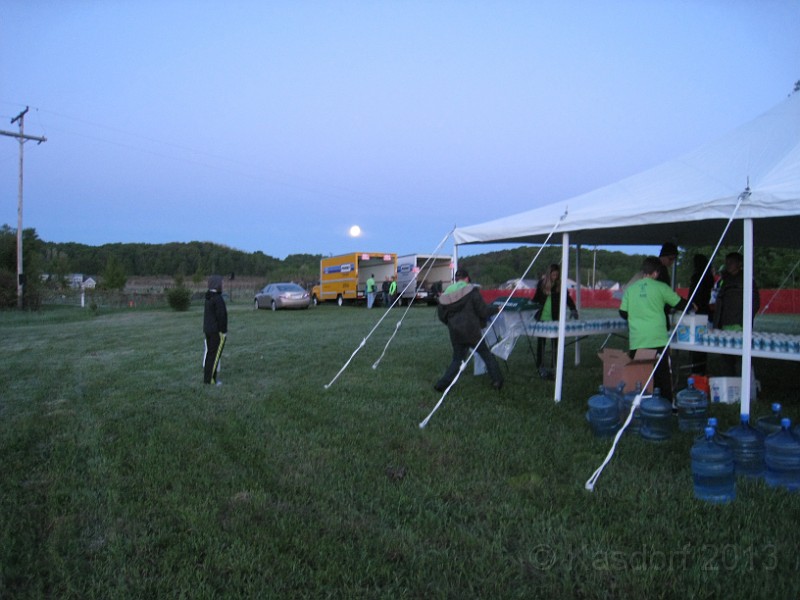 2013 Bayshore Half 018.JPG - There is a great full moon setting over the aid station.